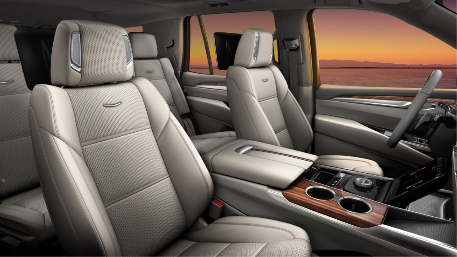 グループ限定 特別仕様車】ESCALADE “Black Edition” 登場